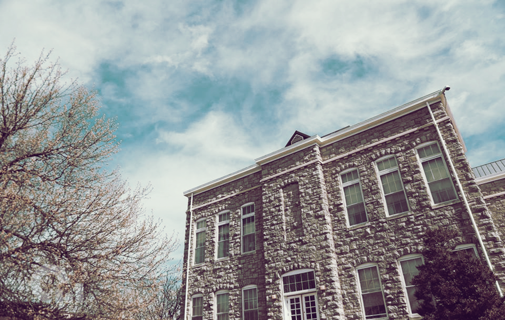 Kentucky State University Online Schools Report