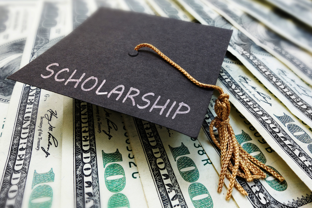 Great Economics Degree Scholarships